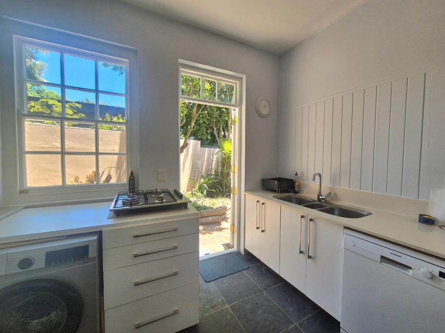 5 Bedroom Property for Sale in Heatherlands Western Cape